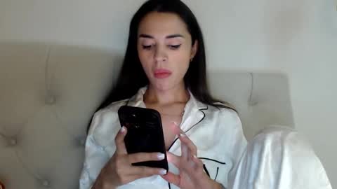 Mika online show from October 20, 2025, 6:08 pm