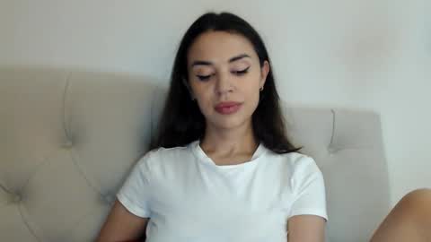 Mika online show from November 8, 2025, 5:12 pm