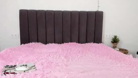 Mika online show from February 6, 2025, 1:27 am