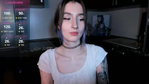 Mika online show from October 7, 2025, 10:07 pm