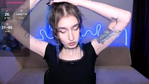 Mika online show from November 29, 2025, 3:37 pm