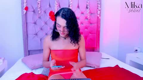 mika_velvet online show from February 20, 2026, 9:15 pm