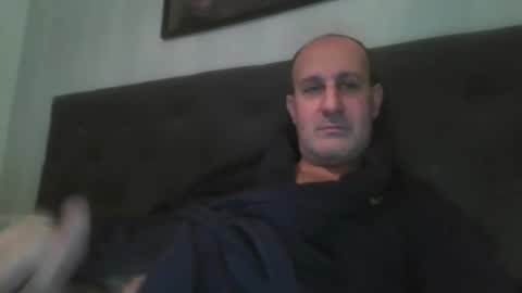 mikael_r52 online show from February 5, 2026, 7:02 am