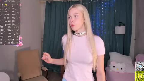 Snapshot of mikaelataron chatting on June 27, 2026, 8:36 pm Angel girl online show from June 27, 2026, 8:36 pm