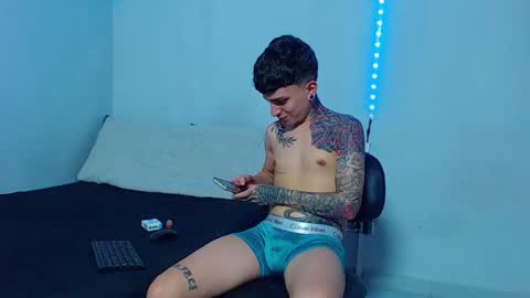 Mike IMDEPENDIENT MODEL online show from February 24, 2025, 4:36 pm