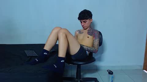 Mike IMDEPENDIENT MODEL online show from February 19, 2026, 4:14 pm