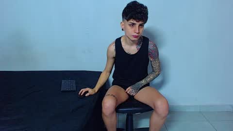 Mike IMDEPENDIENT MODEL online show from March 22, 2026, 2:20 pm