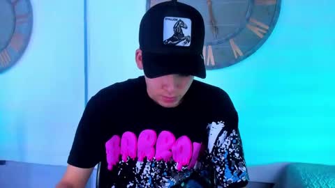 Mike 0233 online show from January 12, 2025, 4:52 am