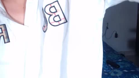 bella online show from September 15, 2025, 11:38 pm