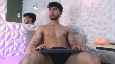 Mike online show from February 27, 2025, 10:31 pm