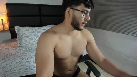  MIKE FOXXX online show from January 8, 2026, 1:02 pm