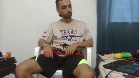 mike_leonrey22 online show from December 4, 2025, 8:50 pm