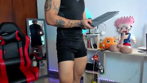 mike_manchester online show from October 13, 2025, 7:58 pm