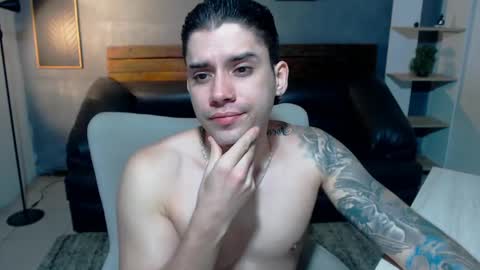 Snapshot of mike_montoya chatting on April 4, 2026, 4:11 am Mike Montoya online show from April 4, 2026, 4:11 am