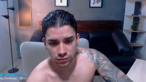 Snapshot of mike_montoya chatting on April 15, 2026, 3:24 am Mike Montoya online show from April 15, 2026, 3:24 am