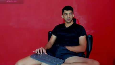 mike_shelby21 online show from April 19, 2026, 5:18 am