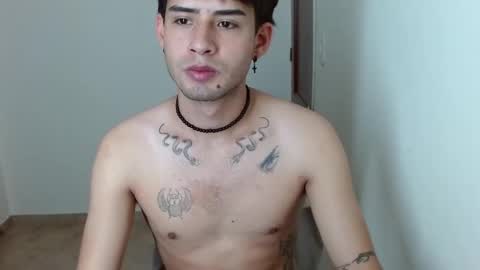 mike_smith03 online show from April 22, 2026, 4:52 pm