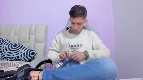 mikebradley15 online show from February 9, 2026, 2:04 am