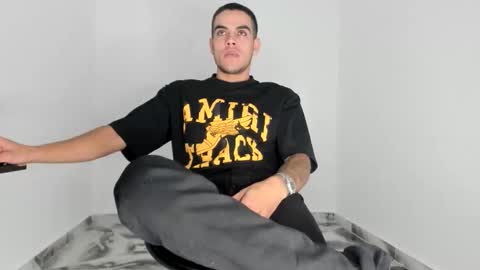 Snapshot of mikee_scooth chatting on January 13, 2026, 6:02 pm mikee_scooth online show from January 13, 2026, 6:02 pm