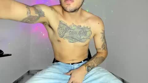 mikee_scooth online show from April 17, 2026, 1:08 am