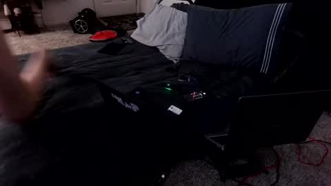 Mike online show from November 8, 2025, 11:43 am