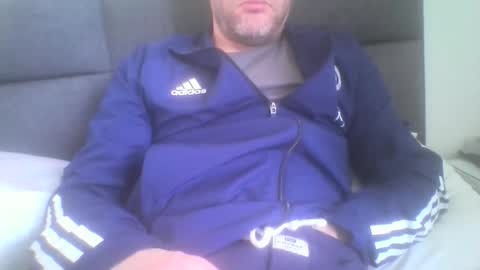 mikehockishuge9 online show from March 2, 2025, 1:49 pm