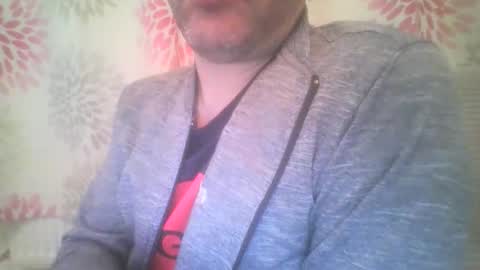 mikehockishuge9 online show from December 15, 2025, 12:26 am