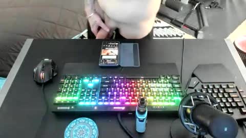 mikehunt558 online show from February 9, 2025, 10:32 pm