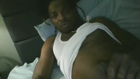 mikelew40402 online show from November 25, 2025, 1:27 am