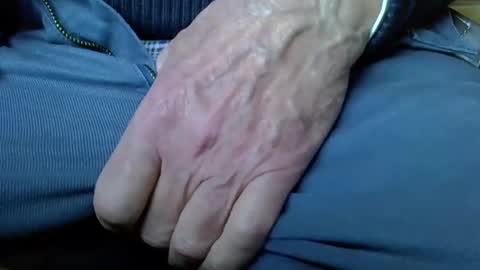 mikeybed online show from December 5, 2024, 10:44 am