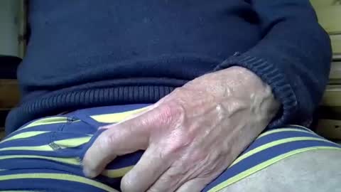 mikeybed online show from December 18, 2024, 12:18 pm