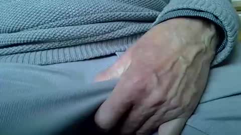 mikeybed online show from November 15, 2025, 11:18 am