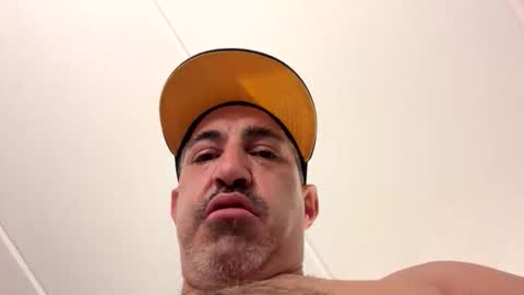 Snapshot of mikeymeatballs chatting on March 27, 2026, 11:26 pm mikeymeatballs online show from March 27, 2026, 11:26 pm