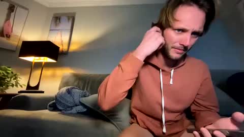 Snapshot of mikeywhite123 chatting on January 21, 2025, 7:58 am mikeywhite123 online show from January 21, 2025, 7:58 am