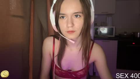 Snapshot of mikkilinalove chatting on May 28, 2026, 3:42 pm MikkiLina online show from May 28, 2026, 3:42 pm