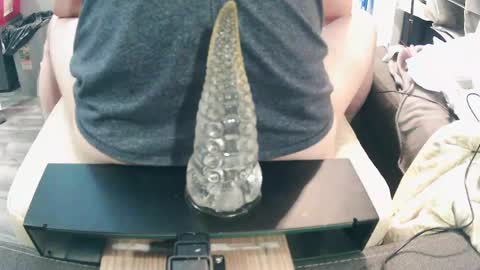 Bescior online show from January 4, 2025, 8:17 am