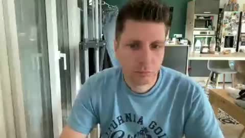 miklp8463 online show from May 5, 2026, 8:22 am