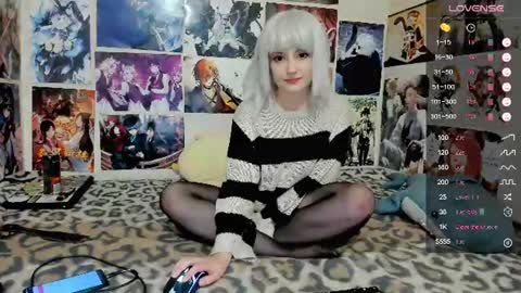 Snapshot of miku_bunny chatting on July 17, 2026, 10:36 pm Miku online show from July 17, 2026, 10:36 pm