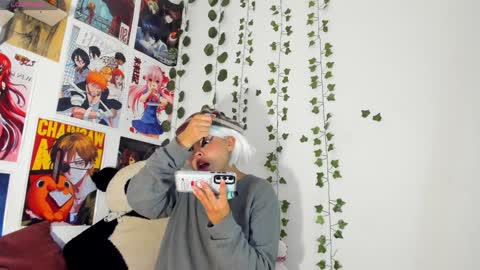   miku katsuragi  online show from January 7, 2025, 7:10 am