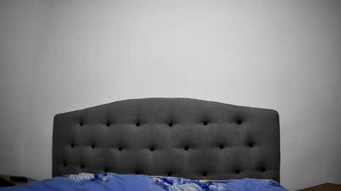 Mikyloveu online show from December 11, 2024, 2:44 pm