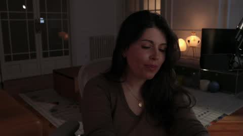 Princess Consuela Banana Hammock online show from December 18, 2024, 8:31 am