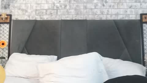 mila_adamss online show from January 5, 2026, 5:27 pm