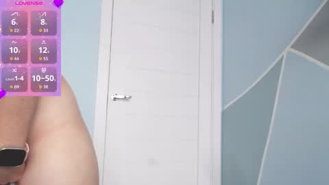 mila_good online show from April 18, 2026, 9:57 am