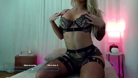 Snapshot of mila_greyx chatting on November 2, 2025, 11:29 pm Mila Grey online show from November 2, 2025, 11:29 pm