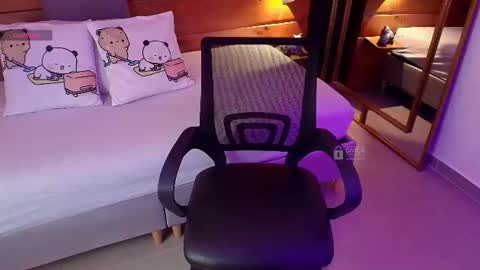 Snapshot of mila_kiitty chatting on July 16, 2026, 11:16 am Milena online show from July 16, 2026, 11:16 am