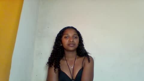 mila_lunah online show from April 24, 2026, 1:35 pm