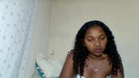 Snapshot of mila_lunah chatting on April 29, 2026, 5:41 pm mila_lunah online show from April 29, 2026, 5:41 pm
