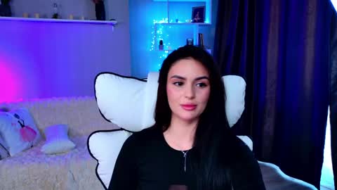 Mila online show from April 13, 2026, 5:46 am