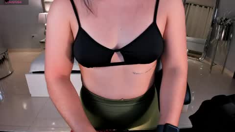 Mila online show from May 2, 2026, 3:00 am