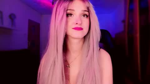 MiladyJolie online show from April 17, 2026, 6:00 pm